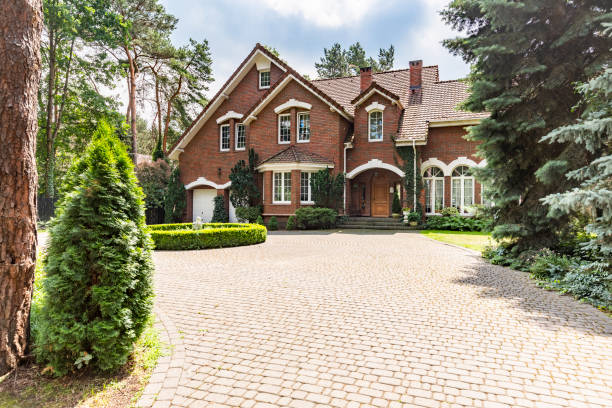 Best Driveway Pavers Cost  in Smithville, TX